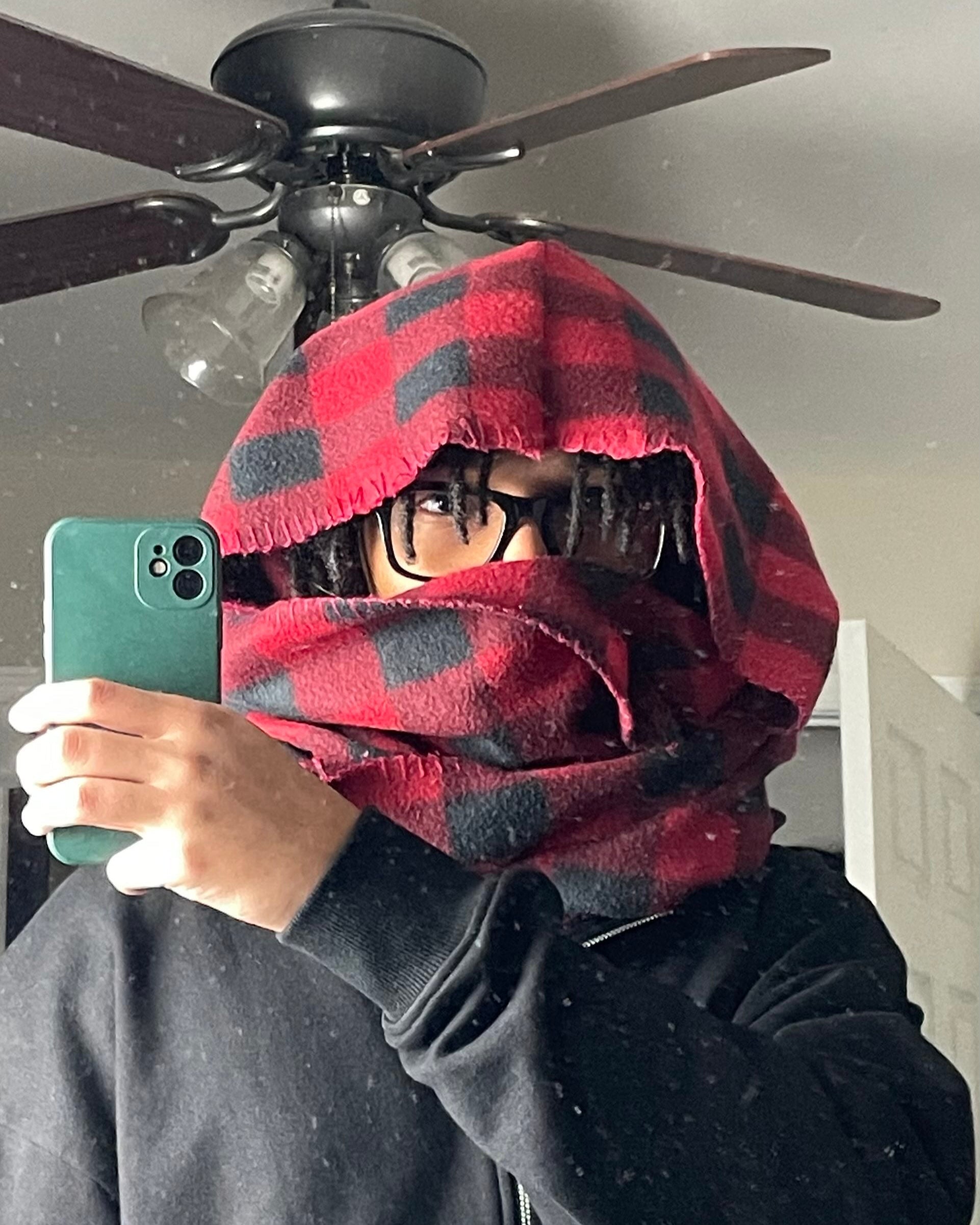 KOVA | HOODED SCARF