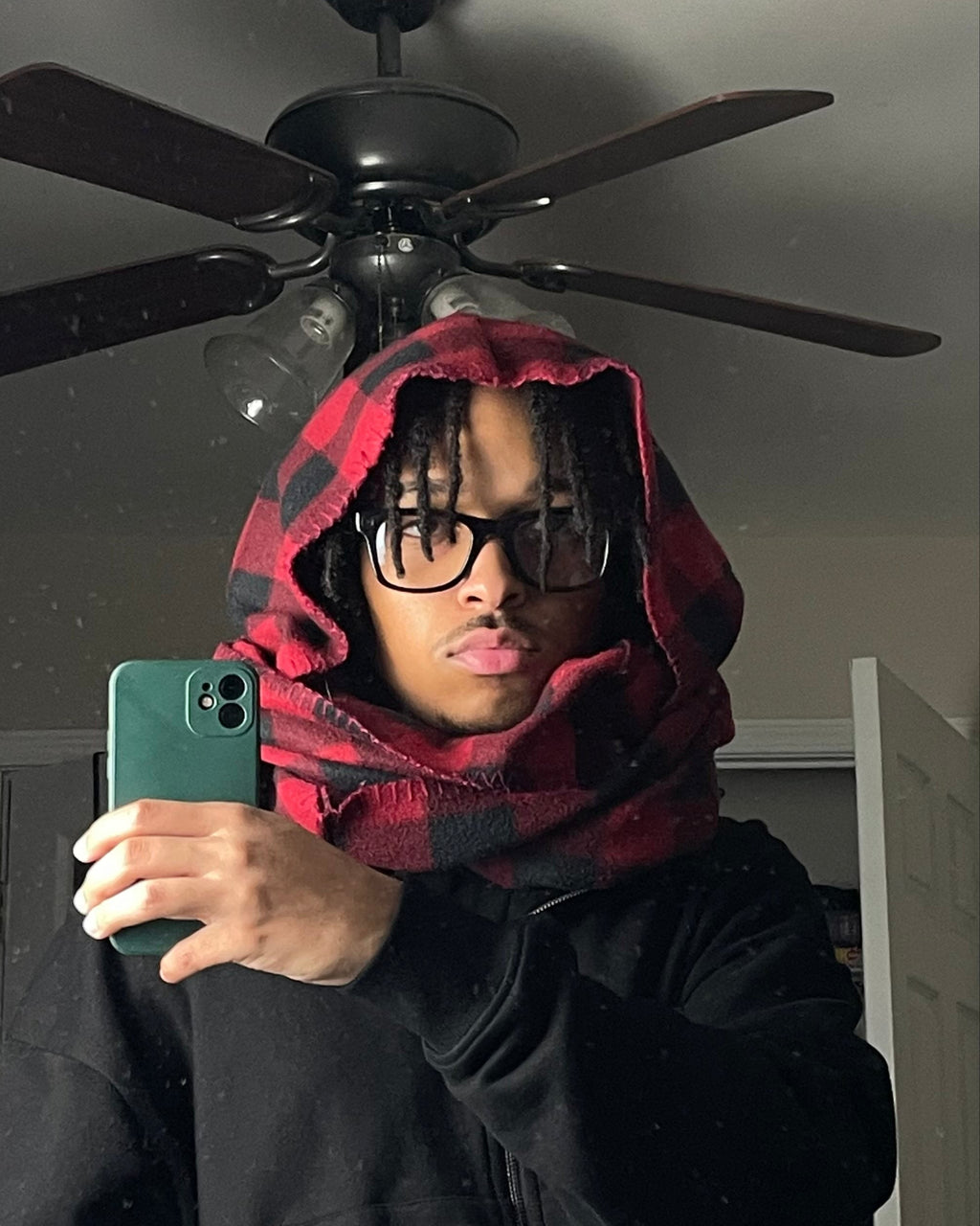 KOVA | HOODED SCARF